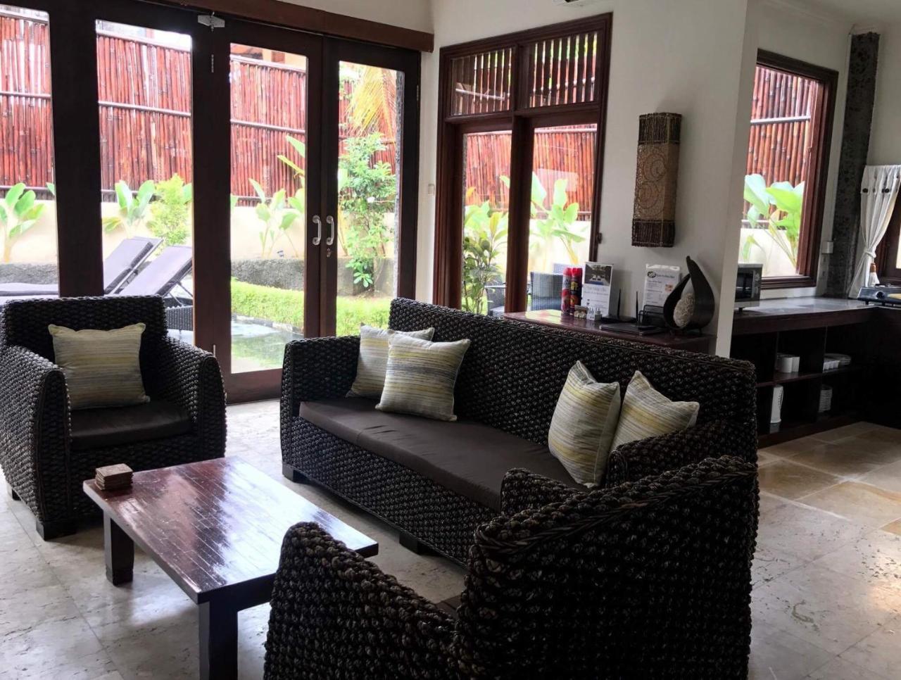 Kuta Holiday Villas 외부 사진